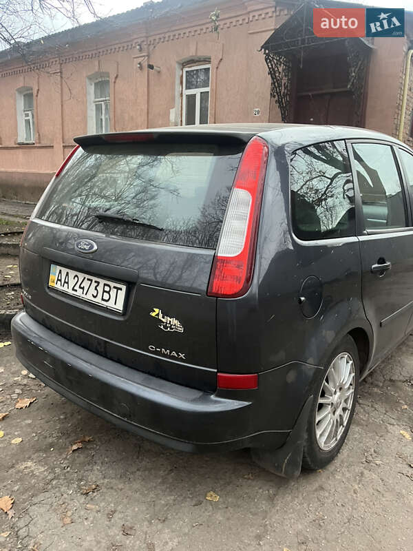Минивэн Ford C-Max 2006 в Ромнах