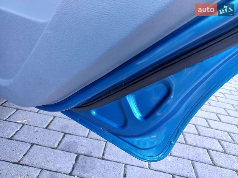 Минивэн Ford C-Max 2007 в Львове фото 12 Минивэн Ford C-Max 2007 в Львове