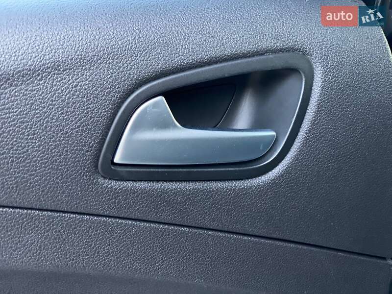 Минивэн Ford C-Max 2018 в Киеве