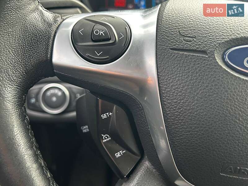 Мінівен Ford C-Max 2017 в Києві