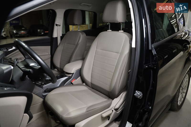 Минивэн Ford C-Max 2016 в Луцке фото 16 Минивэн Ford C-Max 2016 в Луцке