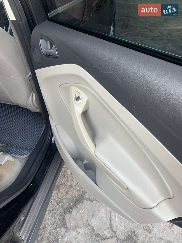 Мінівен Ford C-Max 2013 в Володимирі