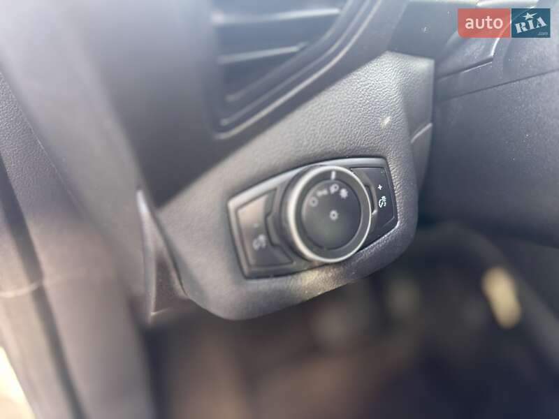 Минивэн Ford C-Max 2017 в Житомире фото 20 Минивэн Ford C-Max 2017 в Житомире