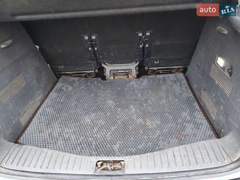 Минивэн Ford C-Max 2009 в Нетешине