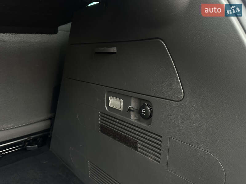 Минивэн Ford C-Max 2006 в Виннице