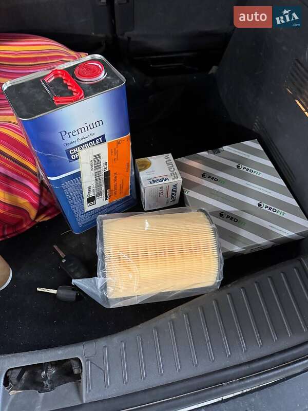 Минивэн Ford C-Max 2010 в Жидачове