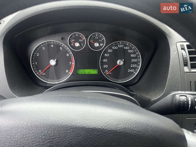 Минивэн Ford C-Max 2005 в Змиеве