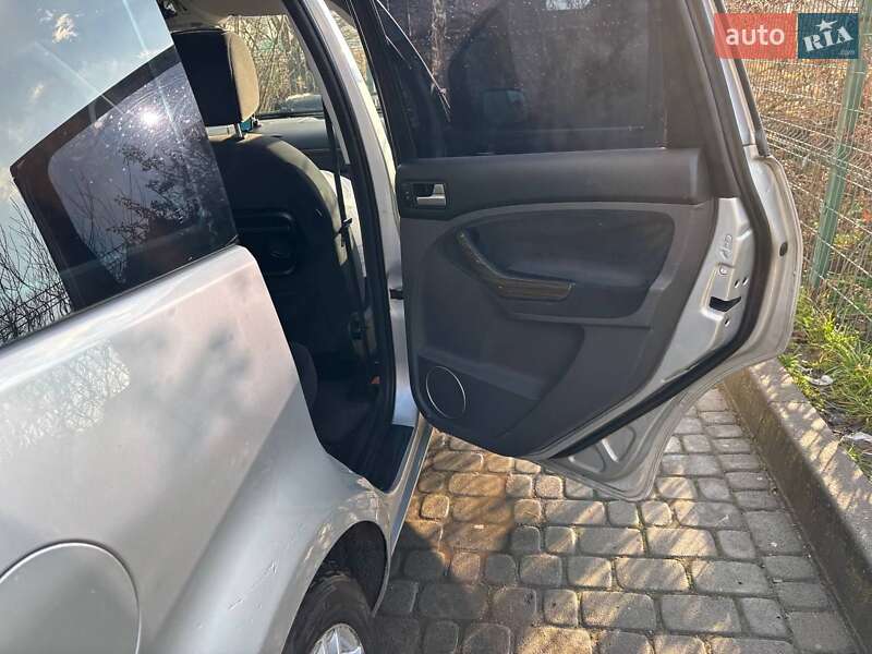 Минивэн Ford C-Max 2010 в Дрогобыче фото 16 Минивэн Ford C-Max 2010 в Дрогобыче