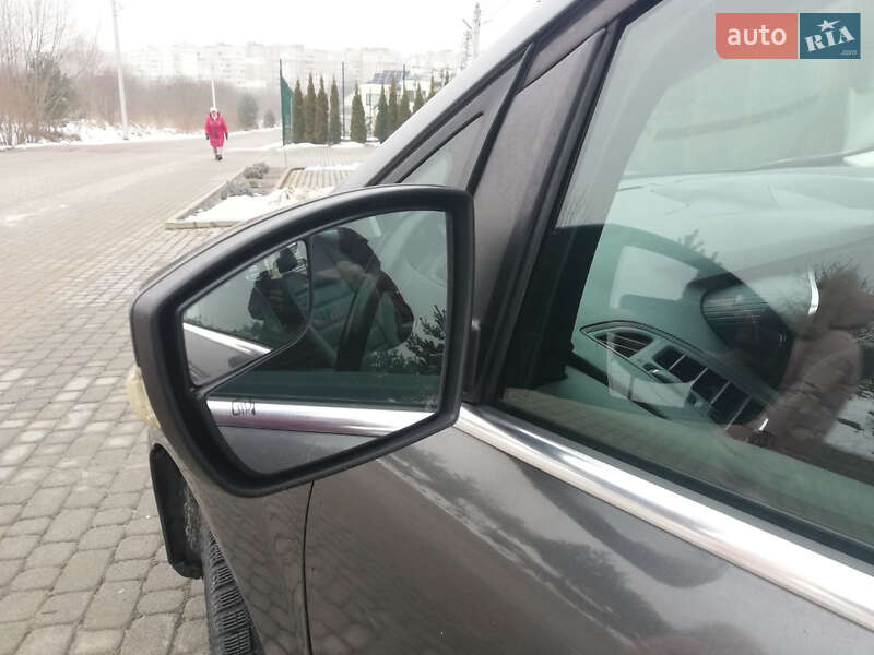 Минивэн Ford C-Max 2015 в Львове фото 13 Минивэн Ford C-Max 2015 в Львове