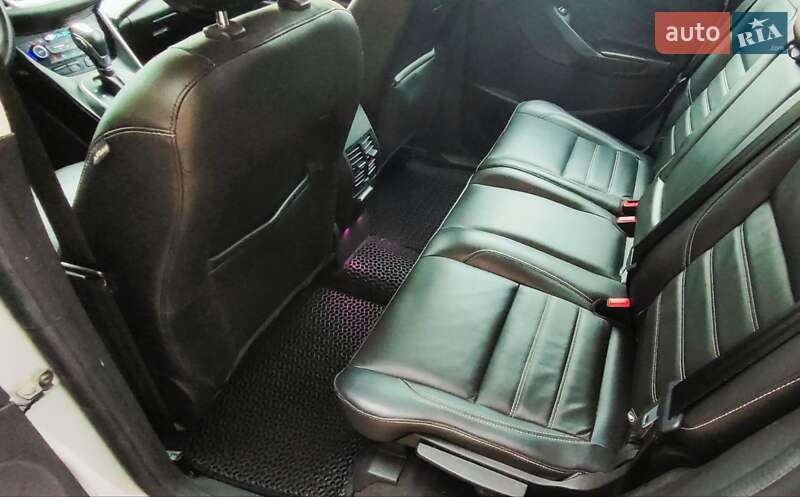 Минивэн Ford C-Max 2017 в Одессе фото 11 Минивэн Ford C-Max 2017 в Одессе