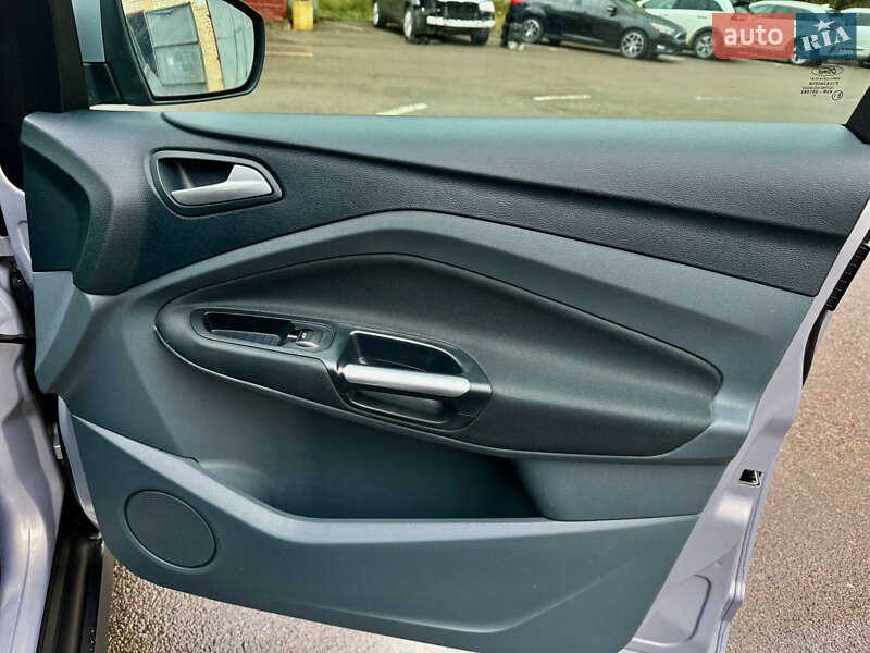 Минивэн Ford C-Max 2011 в Ровно фото 24 Минивэн Ford C-Max 2011 в Ровно