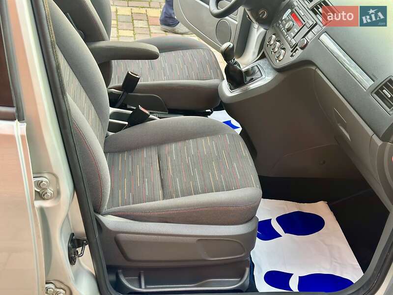 Минивэн Ford C-Max 2008 в Владимирце фото 23 Минивэн Ford C-Max 2008 в Владимирце