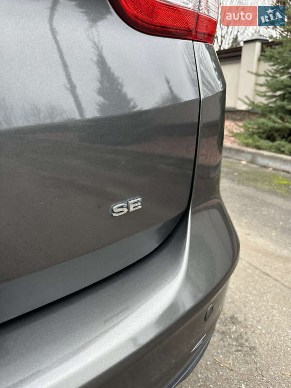 Минивэн Ford C-Max 2017 в Киеве