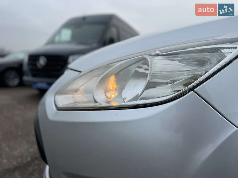 Минивэн Ford C-Max 2011 в Киеве фото 19 Минивэн Ford C-Max 2011 в Киеве