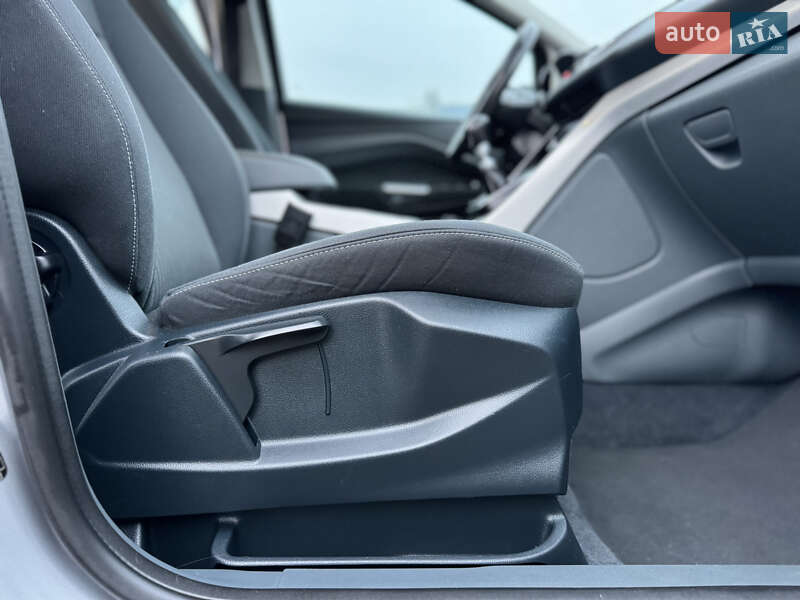 Минивэн Ford C-Max 2011 в Киеве фото 57 Минивэн Ford C-Max 2011 в Киеве