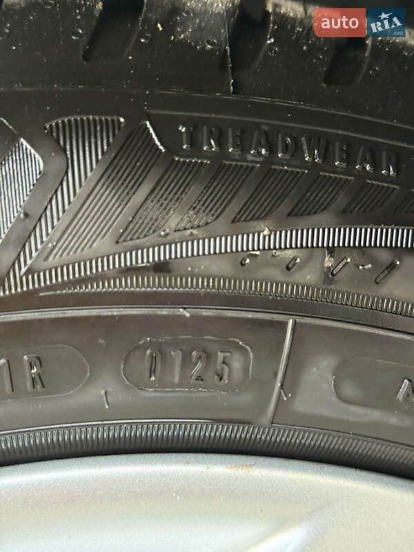 Минивэн Ford C-Max 2009 в Самборе