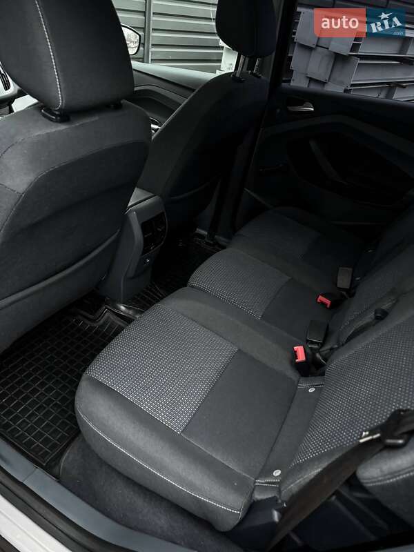 Мінівен Ford C-Max 2011 в Черкасах фото 37 Мінівен Ford C-Max 2011 в Черкасах