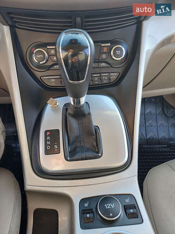 Минивэн Ford C-Max 2014 в Черновцах