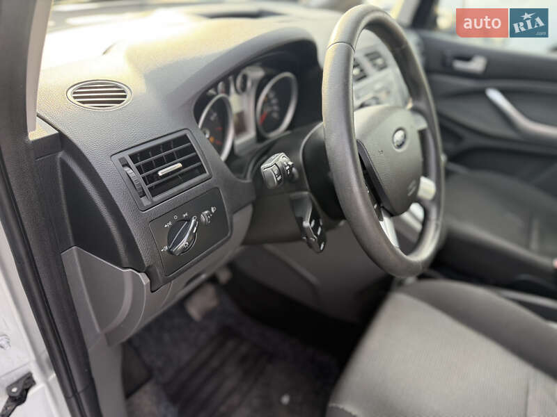 Минивэн Ford C-Max 2010 в Ровно фото 21 Минивэн Ford C-Max 2010 в Ровно