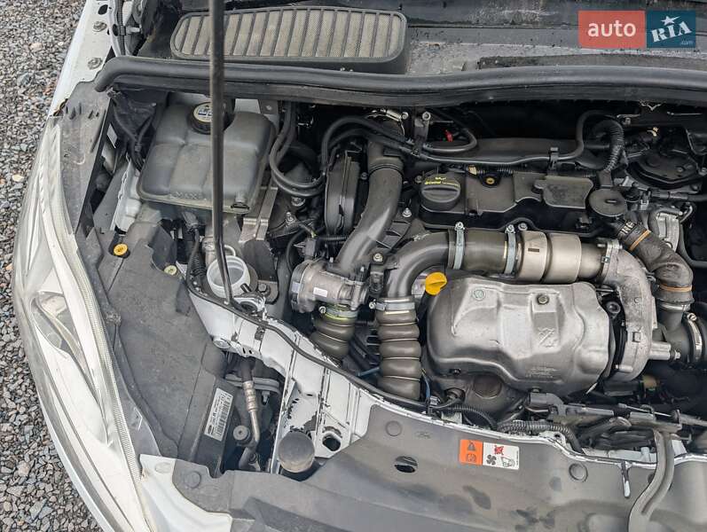 Минивэн Ford C-Max 2014 в Ровно фото 37 Минивэн Ford C-Max 2014 в Ровно