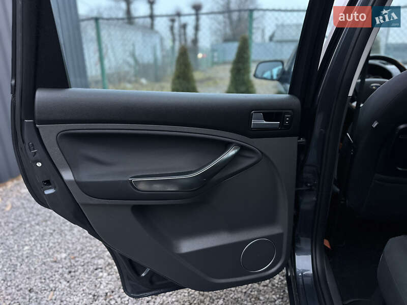 Минивэн Ford C-Max 2008 в Виннице фото 33 Минивэн Ford C-Max 2008 в Виннице