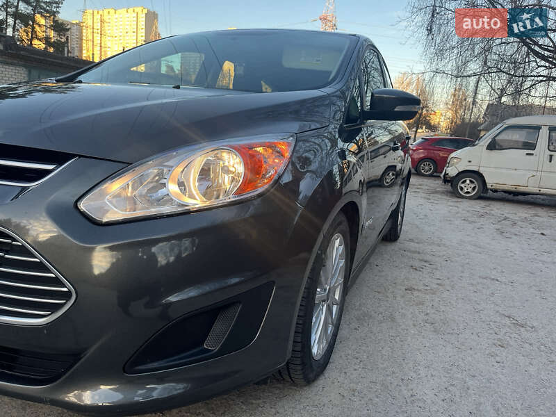 Минивэн Ford C-Max 2016 в Вышгороде фото 4 Минивэн Ford C-Max 2016 в Вышгороде