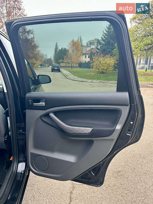 Минивэн Ford C-Max 2007 в Луцке