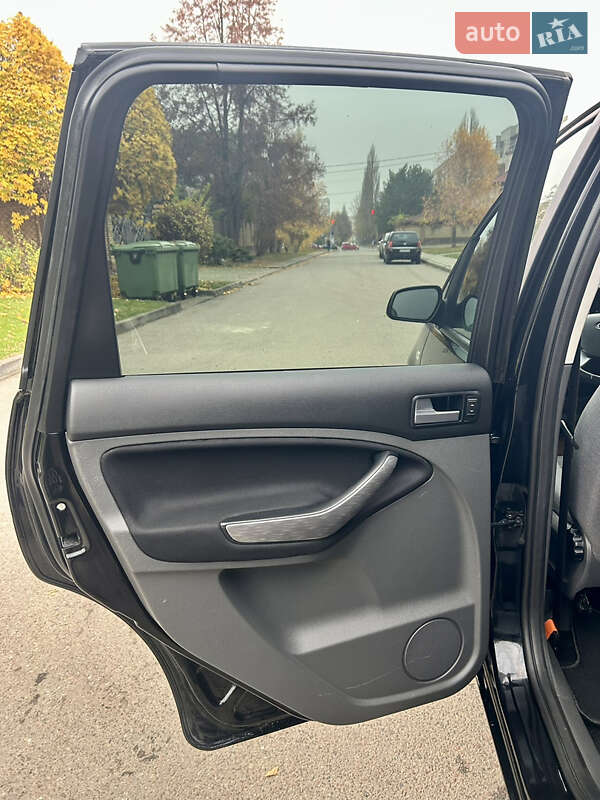 Минивэн Ford C-Max 2007 в Луцке