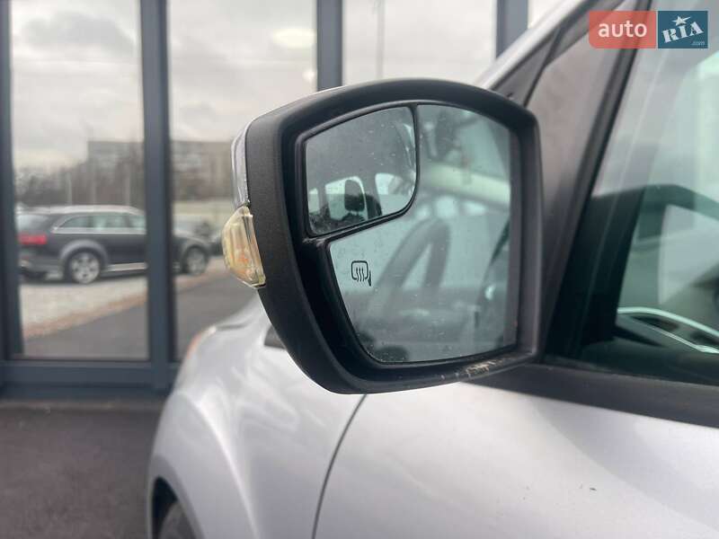 Минивэн Ford C-Max 2012 в Киеве