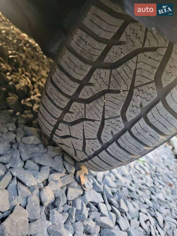 Минивэн Ford C-Max 2007 в Луцке