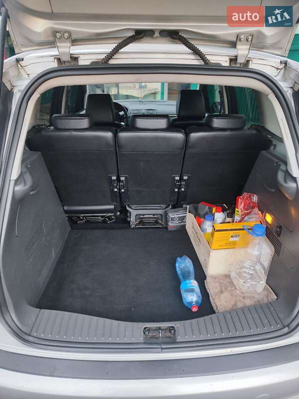 Минивэн Ford C-Max 2007 в Киеве