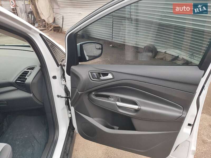 Минивэн Ford C-Max 2017 в Одессе фото 11 Минивэн Ford C-Max 2017 в Одессе