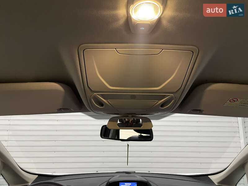 Минивэн Ford C-Max 2012 в Стрые фото 36 Минивэн Ford C-Max 2012 в Стрые