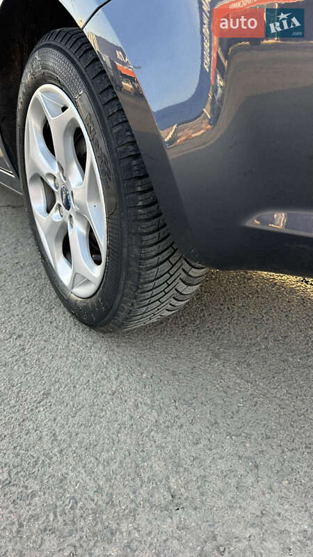 Мінівен Ford C-Max 2010 в Луцьку