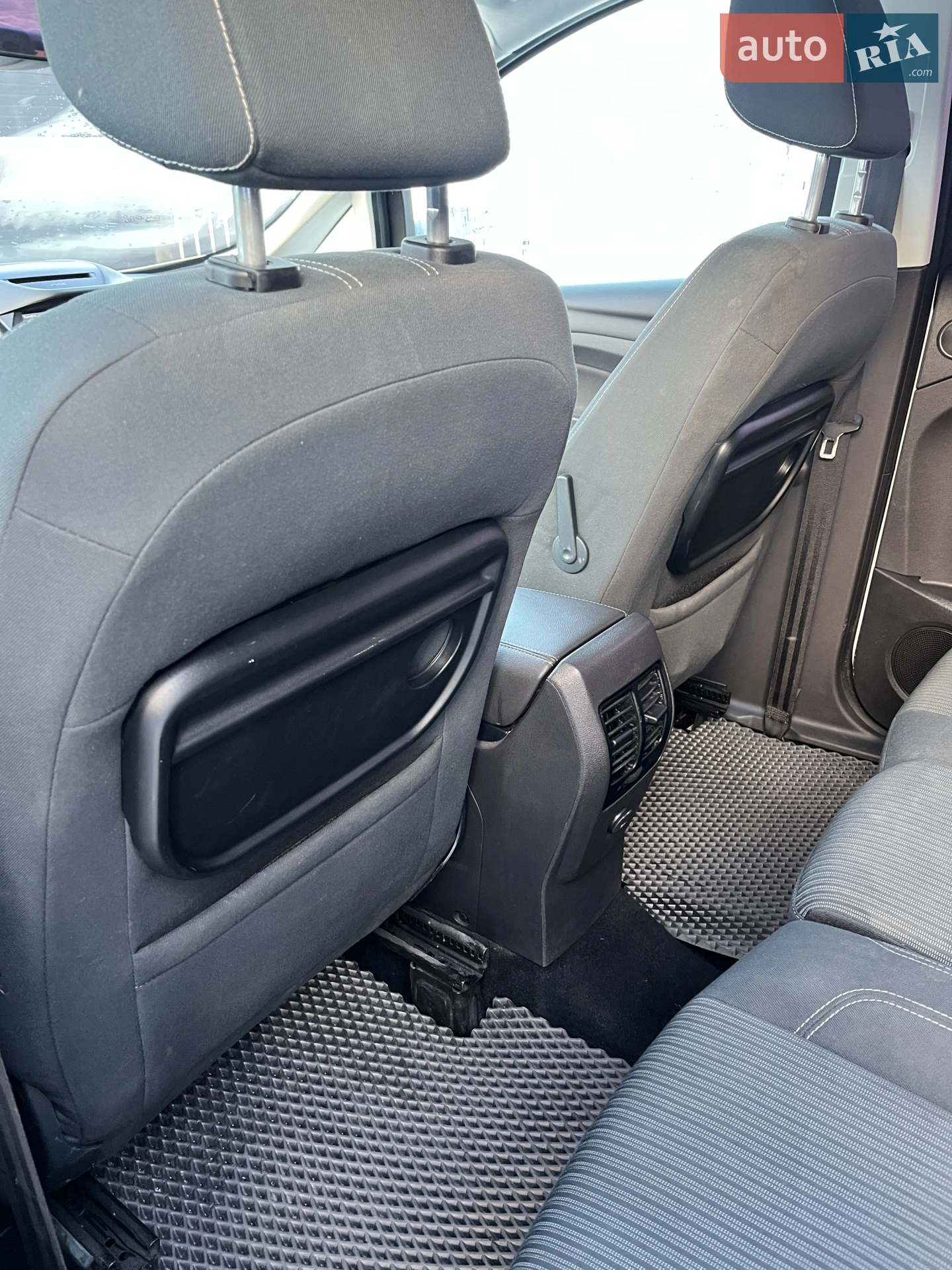 2016 Ford C-MAX - мініатюра 13