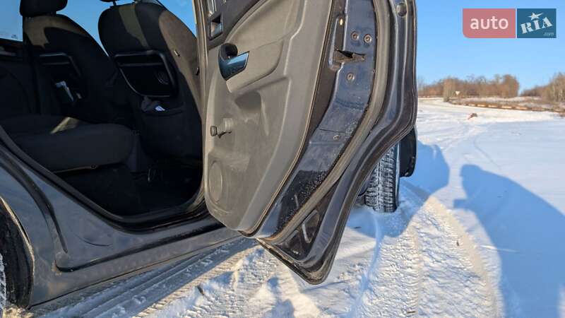 Минивэн Ford C-Max 2009 в Перещепине