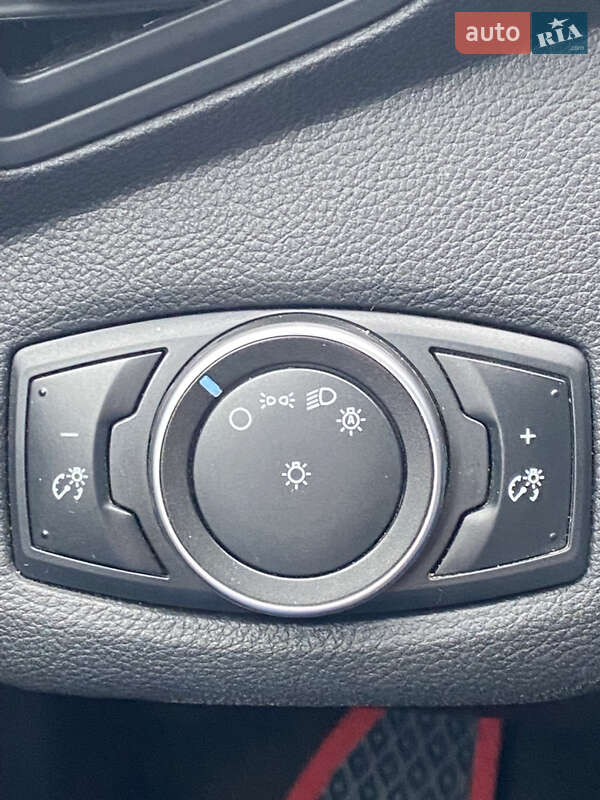 Минивэн Ford C-Max 2015 в Одессе фото 25 Минивэн Ford C-Max 2015 в Одессе