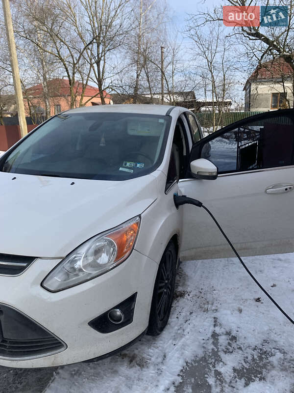 Минивэн Ford C-Max 2016 в Бурштыне