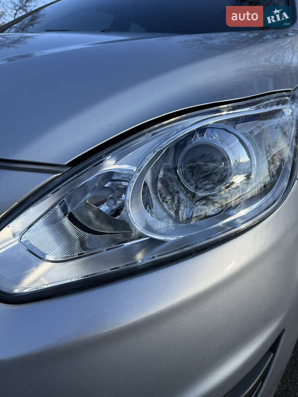 Минивэн Ford C-Max 2014 в Чернигове