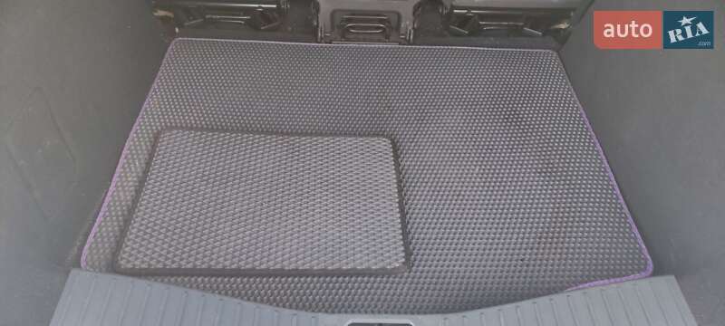 Минивэн Ford C-Max 2013 в Шумске