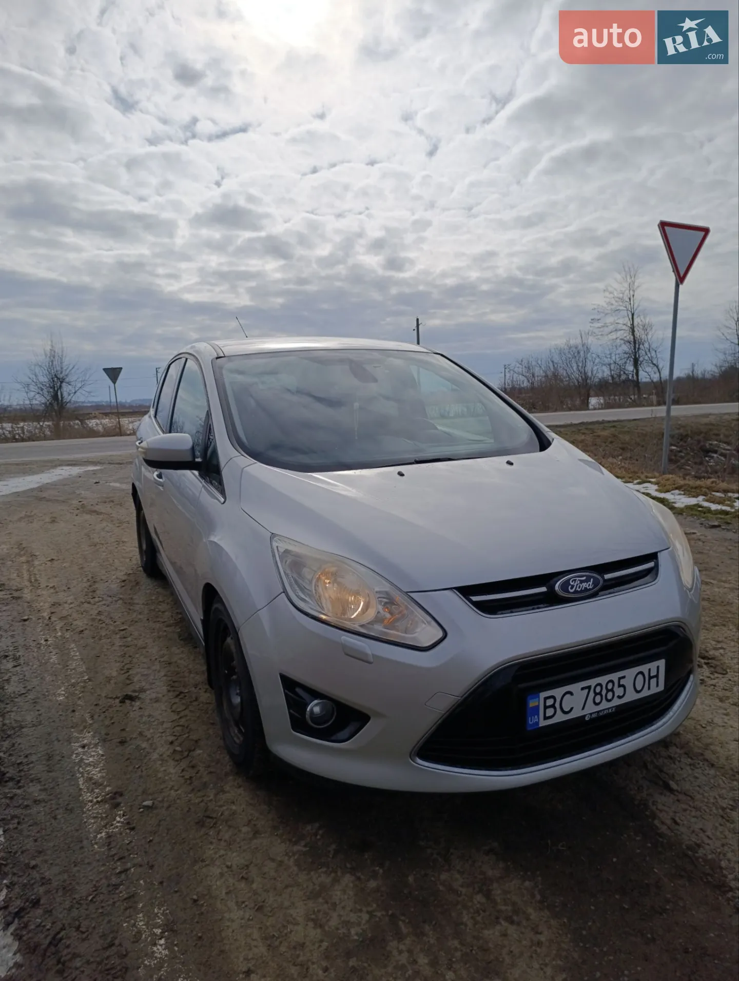 2010 Ford C-MAX - фото 1