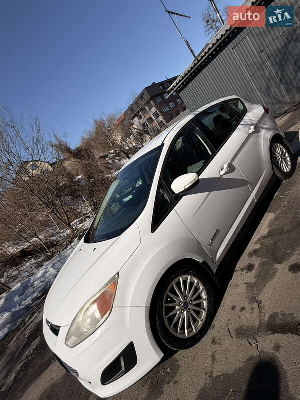 Минивэн Ford C-Max 2014 в Киеве