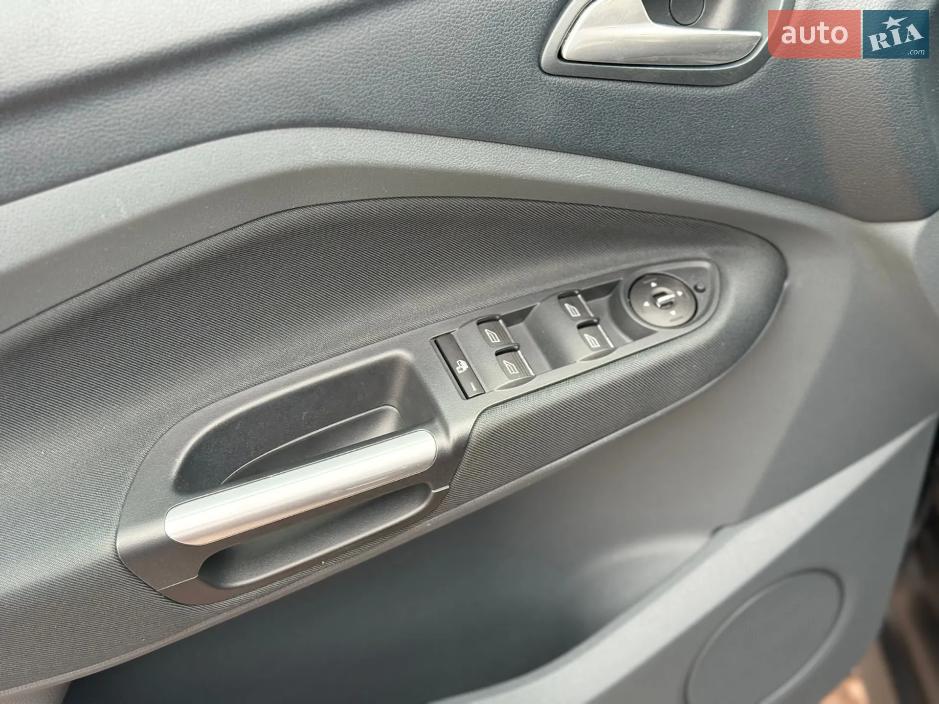2012 Ford C-MAX - мініатюра 40