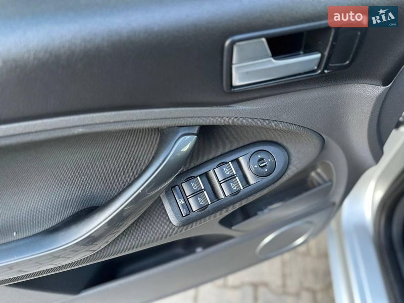 Минивэн Ford C-Max 2009 в Тернополе