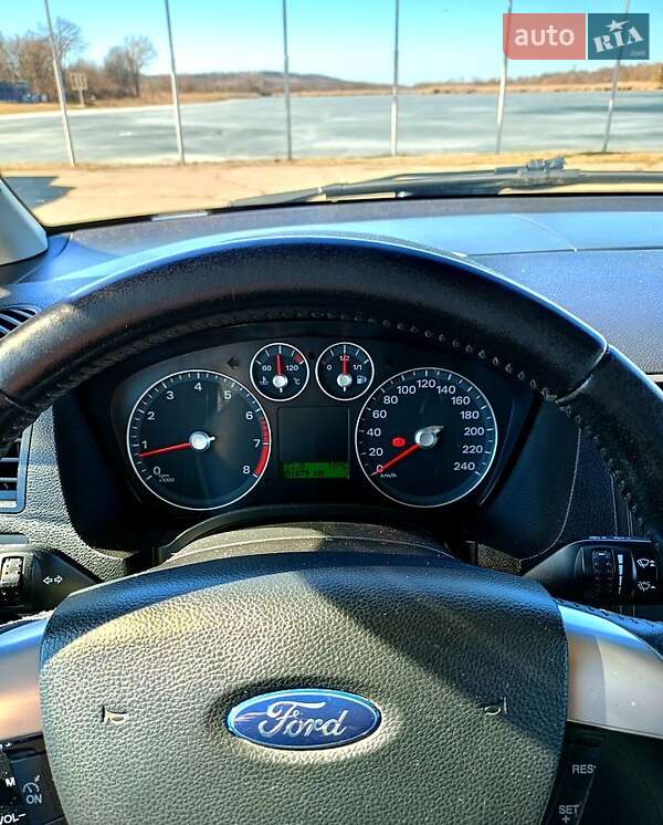 Минивэн Ford C-Max 2004 в Балте