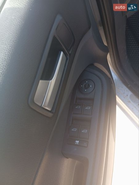 Минивэн Ford C-Max 2006 в Житомире фото 9 Минивэн Ford C-Max 2006 в Житомире