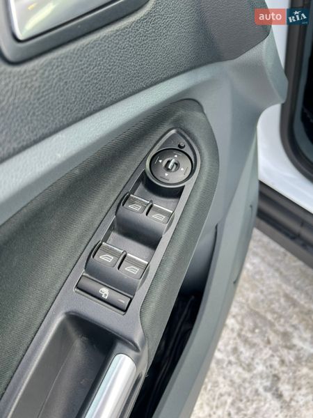 Мінівен Ford C-Max 2011 в Кропивницькому фото 10 Мінівен Ford C-Max 2011 в Кропивницькому