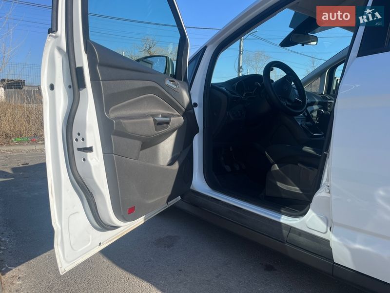 Минивэн Ford C-Max 2016 в Днепре фото 18 Минивэн Ford C-Max 2016 в Днепре