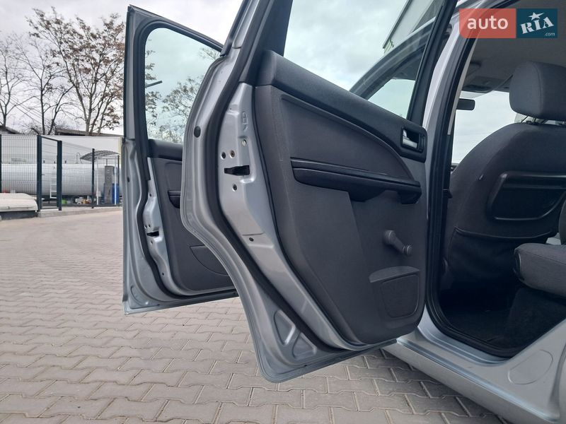 Минивэн Ford C-Max 2005 в Могилев-Подольске