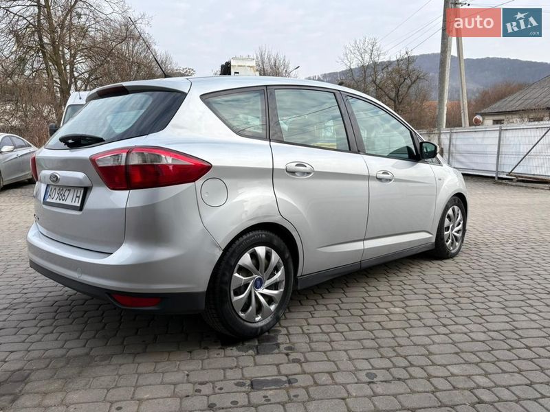 Мінівен Ford C-Max 2011 в Сваляві